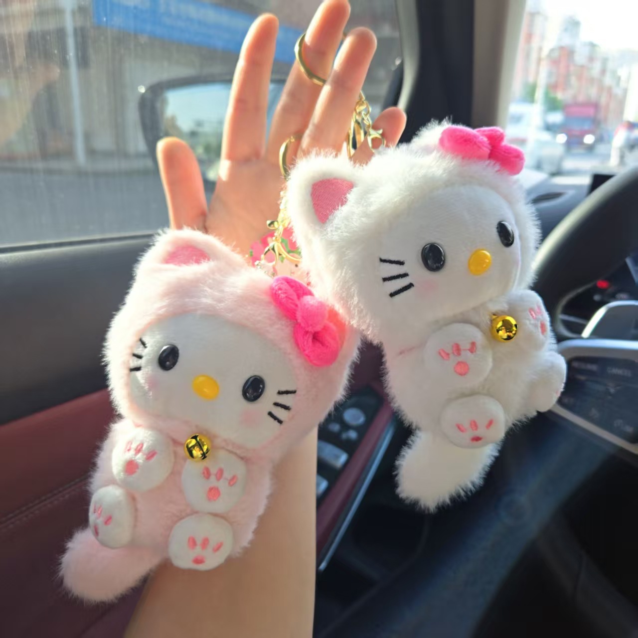 Car Accessories Papar - Kawaii HelloKitty Bell Cat hanger, kattenversiering